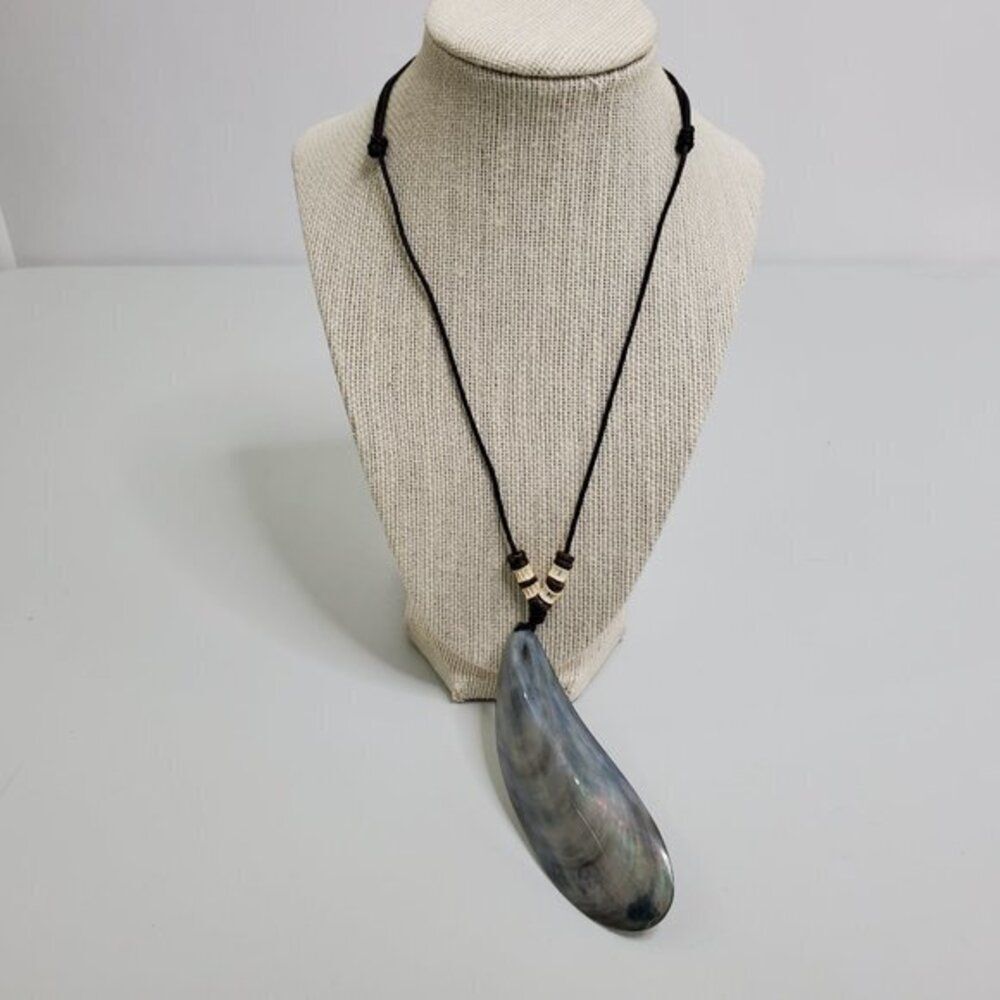 Mother of‎ Pearl Shell Necklace Big Statement Cord